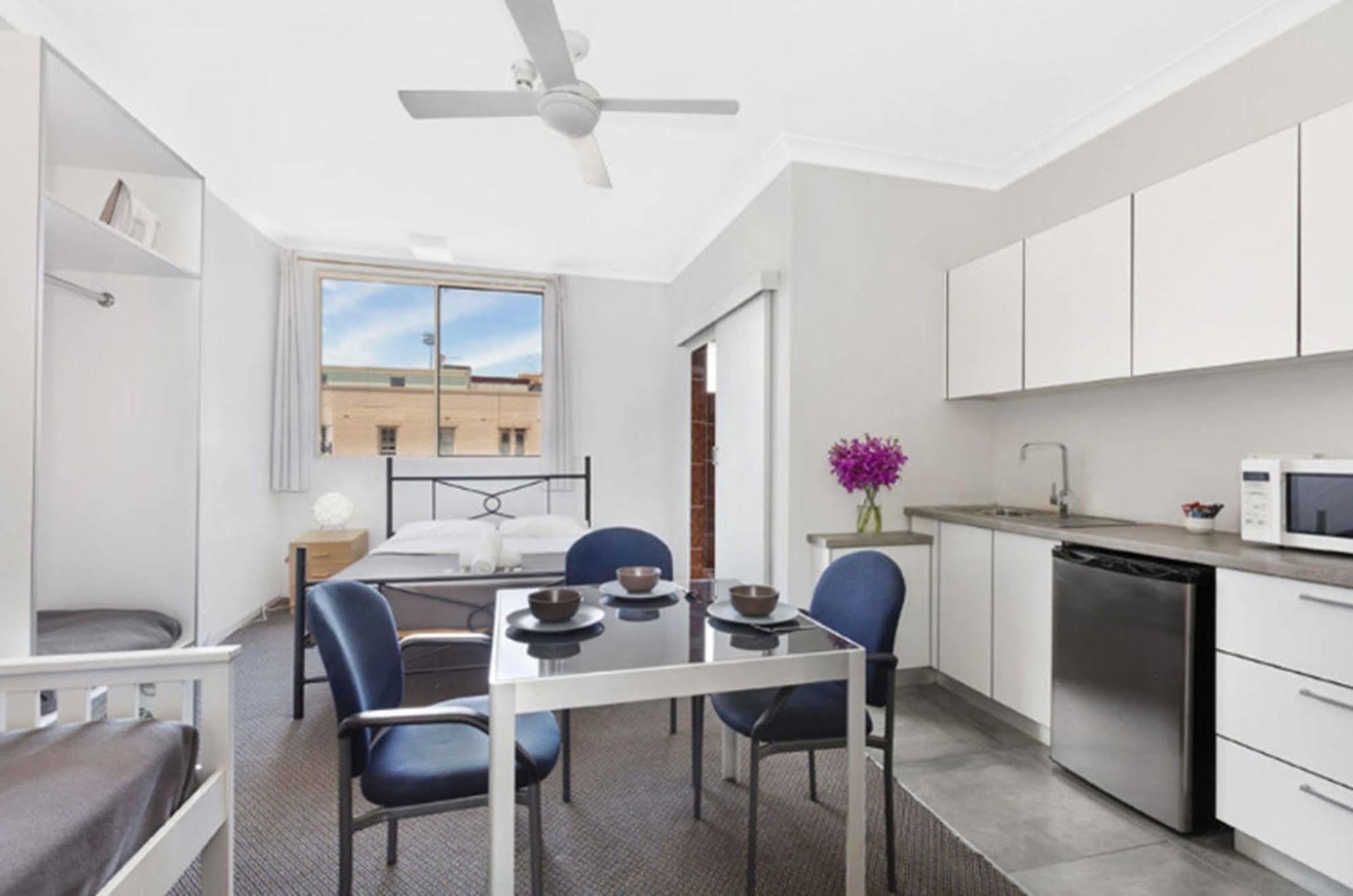 Manly Beachside Apartments Екстер'єр фото